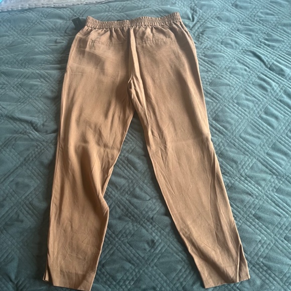 NWT RW&CO Womens Pants - Tan - Size M - Picture 2 of 6